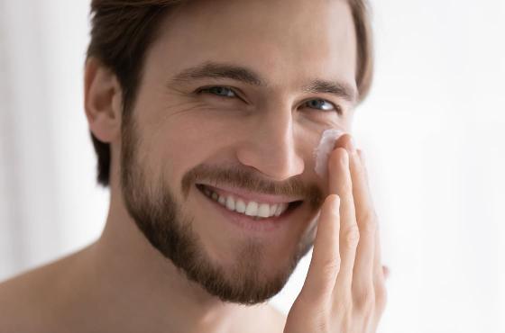 Comment choisir sa crème anti-rides pour un homme ?