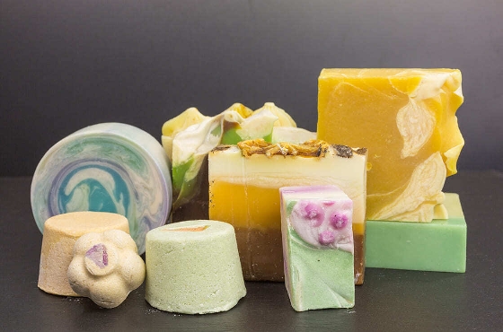 Cosmétiques solides : 3 raisons d’en faire vos nouveaux alliés beauté