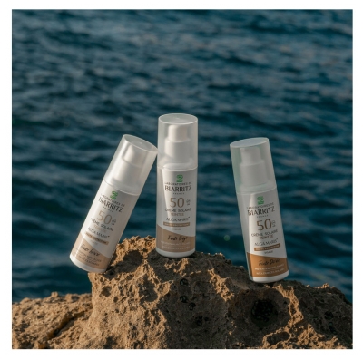 Laboratoires de Biarritz Organiczny Przyciemniany Krem do Opalania Twarzy SPF50 50 ml - Barwa: Kość słoniowa