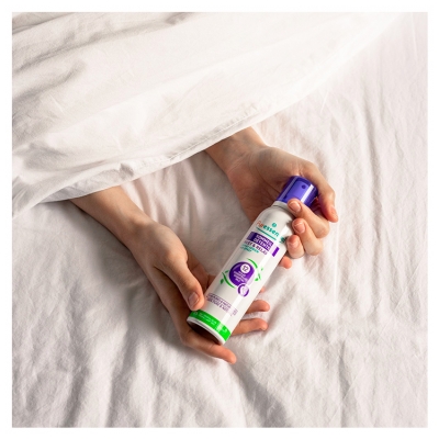 Puressentiel Relaksujący Spray do Zasypiania z 12 Olejkami Eterycznymi 200 ml