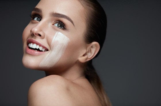 BB cream and cc cream: make-up that takes care of your skin