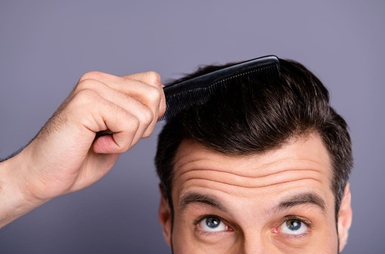 Cheveux hommes : nos conseils pour en prendre soin