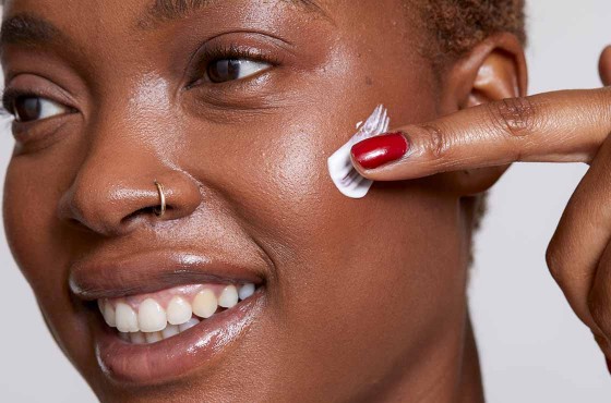 Crème pour peau grasse : notre sélection de soins hydratants et matifiants en 2025