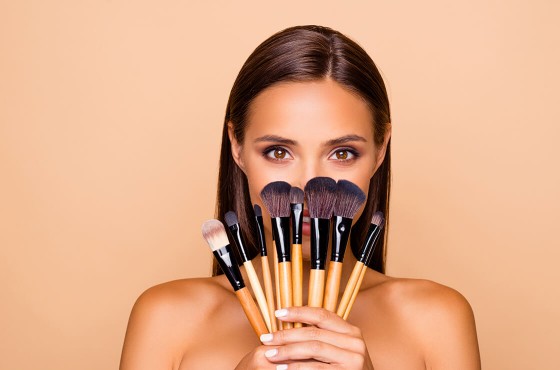 In just a few minutes get a perfect complexion with our make-up tips