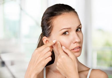 L’acné chez les adultes : comment en venir à bout ?