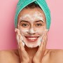 Routine peau grasse : les meilleurs soins et conseils pour un teint équilibré