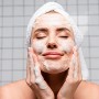 Routine soin visage : les étapes essentielles pour une peau naturellement éclatante
