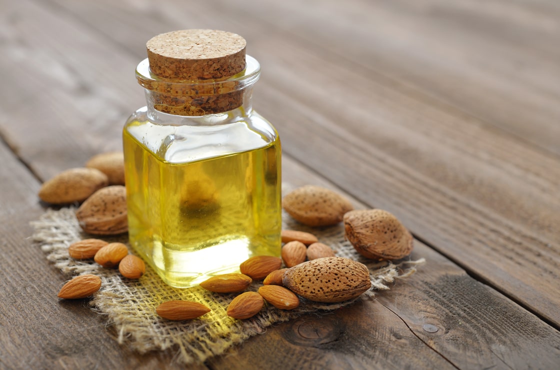 How to use sweet almond oil ? | Cocooncenter®