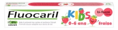 Fluocaril Kids Dvousložkov&aacute; zubn&iacute; pasta pro děti 0-6 let s př&iacute;chut&iacute; jahod 75 ml