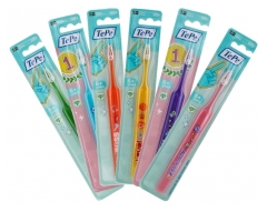 TePe Kids Měkk&yacute; zubn&iacute; kart&aacute;ček od 6 let