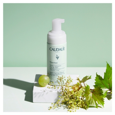 Caudalie Vinoclean Attīrošās Putas Vīna Zieds 2 x 150 ml iepakojumā