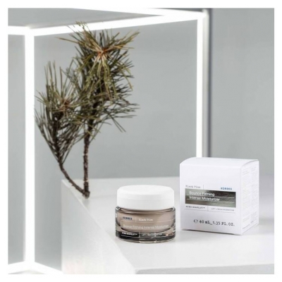 Korres Sort Fyr Genopfyldende og Nærende Creme 40 ml