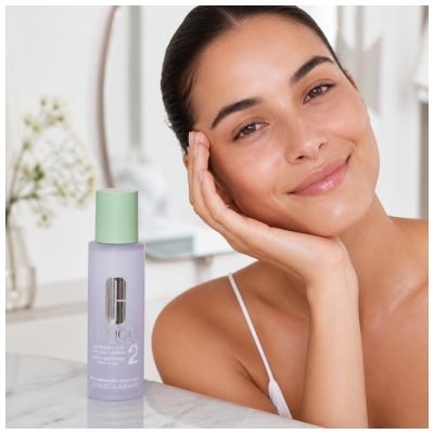 Clinique Exfoliating Lotion Step 2 Morning and Evening Dry to Combination Skin 200 ml