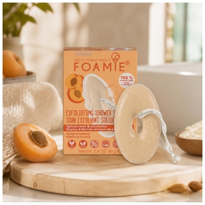 Foamie Abrikozenpit en Sheaboter Vaste Scrub Verzorging 80 g