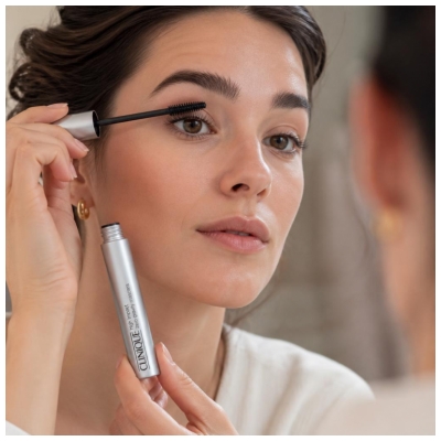 Clinique High Impact Zero Gravity Curling Mascara Black 8 ml