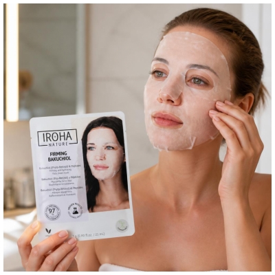 Iroha Nature Straffende und Feuchtigkeitsspendende Maske 23 ml