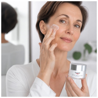 Eucerin Hyaluron-Filler + 3x Effect Päivävoide SPF15 Kuivalle Iholle Täyttöpakkaus 50 ml