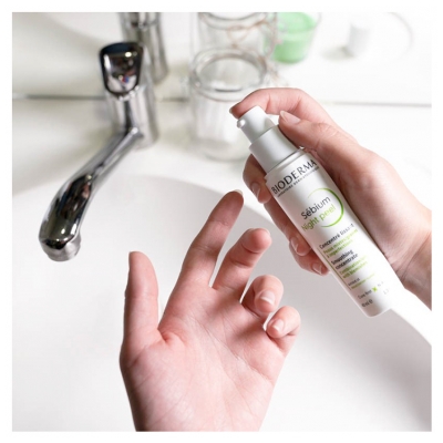 Bioderma Sébium Nacht-Peeling-Glättungskonzentrat 40 ml
