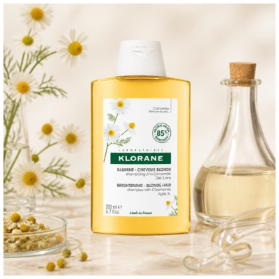 Klorane Illuminating Shampoo för Blont Hår med Kamomill 200 ml