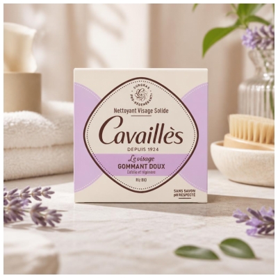 Rogé Cavaillès Produs de Curățare Facială Solid Exfoliant Blând 70 g