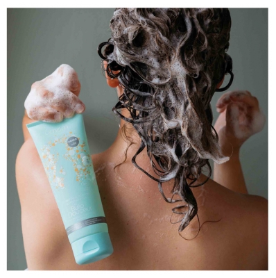 Omum Styrkende & Fugtgivende Økologisk Shampoo 200 ml