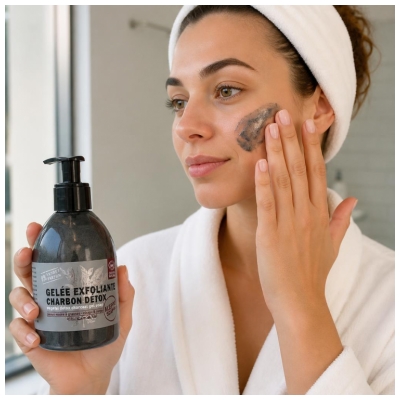 Tadé Gelée Exfoliantă Cărbune Detox Bio 300 ml
