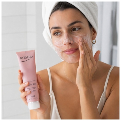 Biotherm Biosource Verzachtende Schuimende Reinigingsgel 150 ml