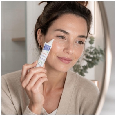 Termalna voda Jonzac Sublimactive Bio Glajilna nega za predel okoli oči in ustnic 15 ml