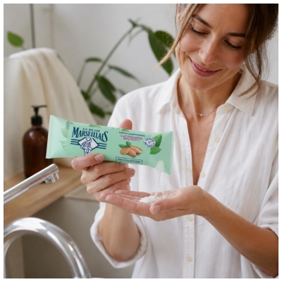 Le Petit Marseillais Creme de Limpeza para Mãos Leite de Amêndoa Doce Eco-Refil 250 ml