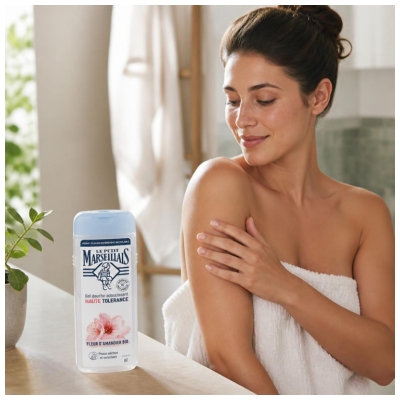 Gel de duș Le Petit Marseillais Deconcentrat cu Toleranță Ridicată Floare de Migdal Bio 400 ml