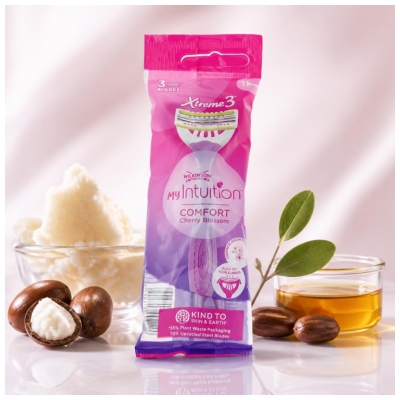 Wilkinson MyIntuition Xtreme 3 Comfort Cherry Blossom 1 Einwegrasierer