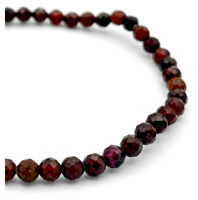 Natura Square Facetgeslepen Granaat Hessoniet Armband