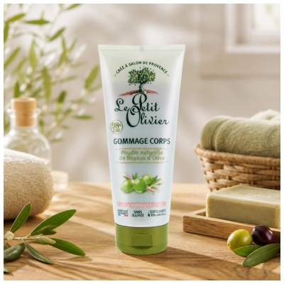 Le Petit Olivier Kropsscrub Naturligt Olivenstenskornspulver 200 ml