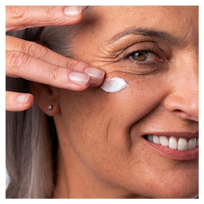 Léa Nature SO BIO étic Lumi'Lys [C] Soin Peeling Doux Anti-Taches Expert Nuit Bio 50 ml