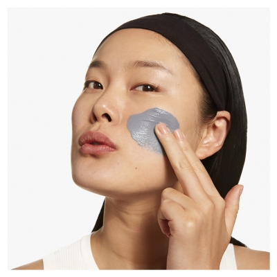 Clinique Scrub Anti-inquinamento + Maschera al Carbone 2in1 100 ml