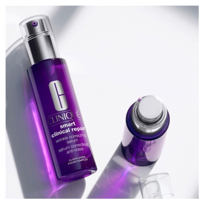 Clinique Smart Ser Corector Anti-Riduri Pentru Toate Tipurile de Piele 50 ml