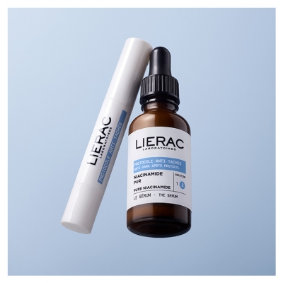Lierac Protocole Getönter Anti-Pigmentflecken-Stift Vitamin E SPF50 2,7 g
