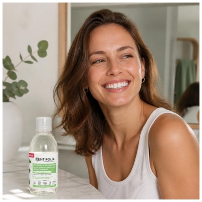 Centifolia Bio Koncentrovaná ústní voda pro svěží dech a citlivé dásně 250 ml
