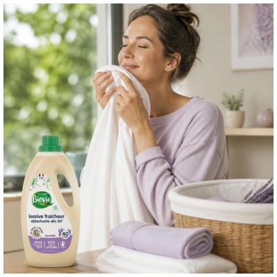 Detergent de Rufe Biovie, Proaspăt, pentru Îndepărtarea Petelor de la 30 °C 2 L
