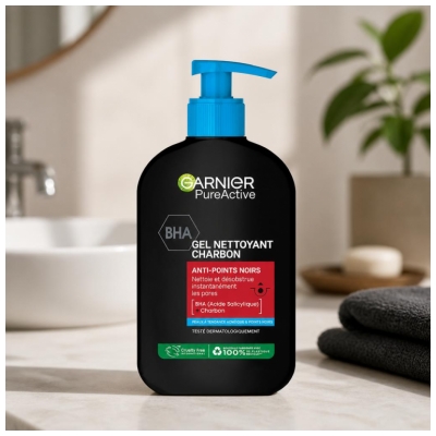 Garnier PureActive Ogļu Attīrošais Gēls Pret Melnajiem Punktiem 250 ml