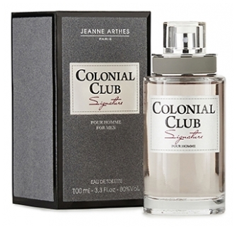 Jeanne Arthes Firma del Colonial Club