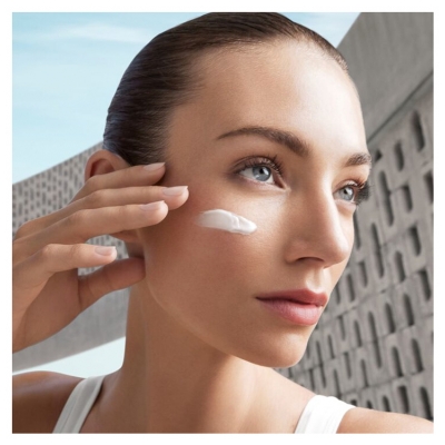 Biotherm Aquasource Stärkande Barriärkräm 50 ml