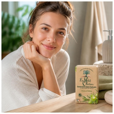 Săpun Extra Blând cu Ulei de Măsline Săpun Extra Gras Le Petit Olivier 250 g