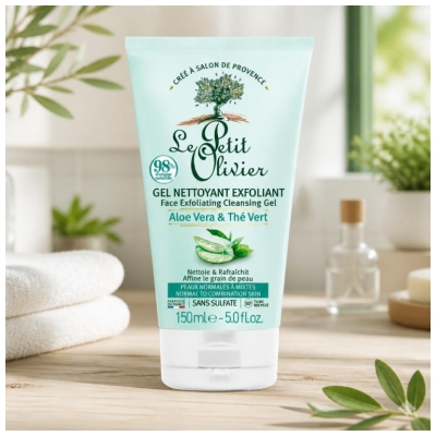 Le Petit Olivier Gel Nettoyant Exfoliant Aloe Vera & Thé Vert 150 ml