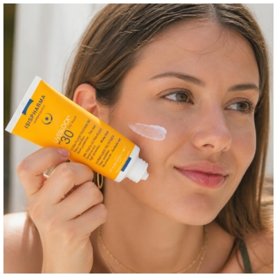 Isispharma Uveblock Ultra-Fluid Suchý Dotek SPF30 40 ml