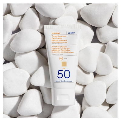 Korres Yoghurt Getinte Zonnebrandcrème voor het Gezicht SPF50 50 ml