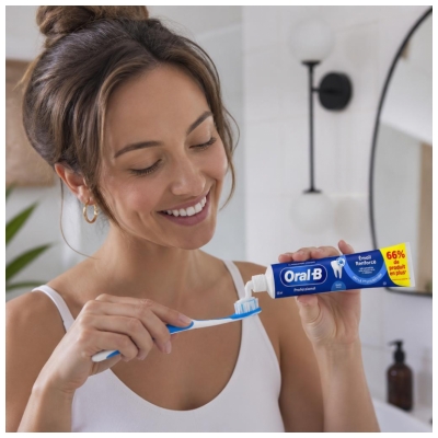Oral-B Professional Dantų pasta „Stiprinta Emalio Apsauga“ 125 ml
