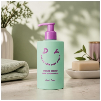Dear Doer Dazzling Lotion för Kropp & Händer 300 ml
