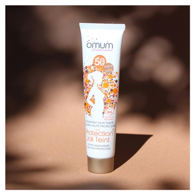 Omum Feuchtigkeitsspendende Gesichtstönung SPF50 Bio 40 ml
