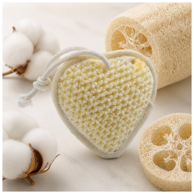 Tadé Pflanzlicher Schwamm Loofa-Herz